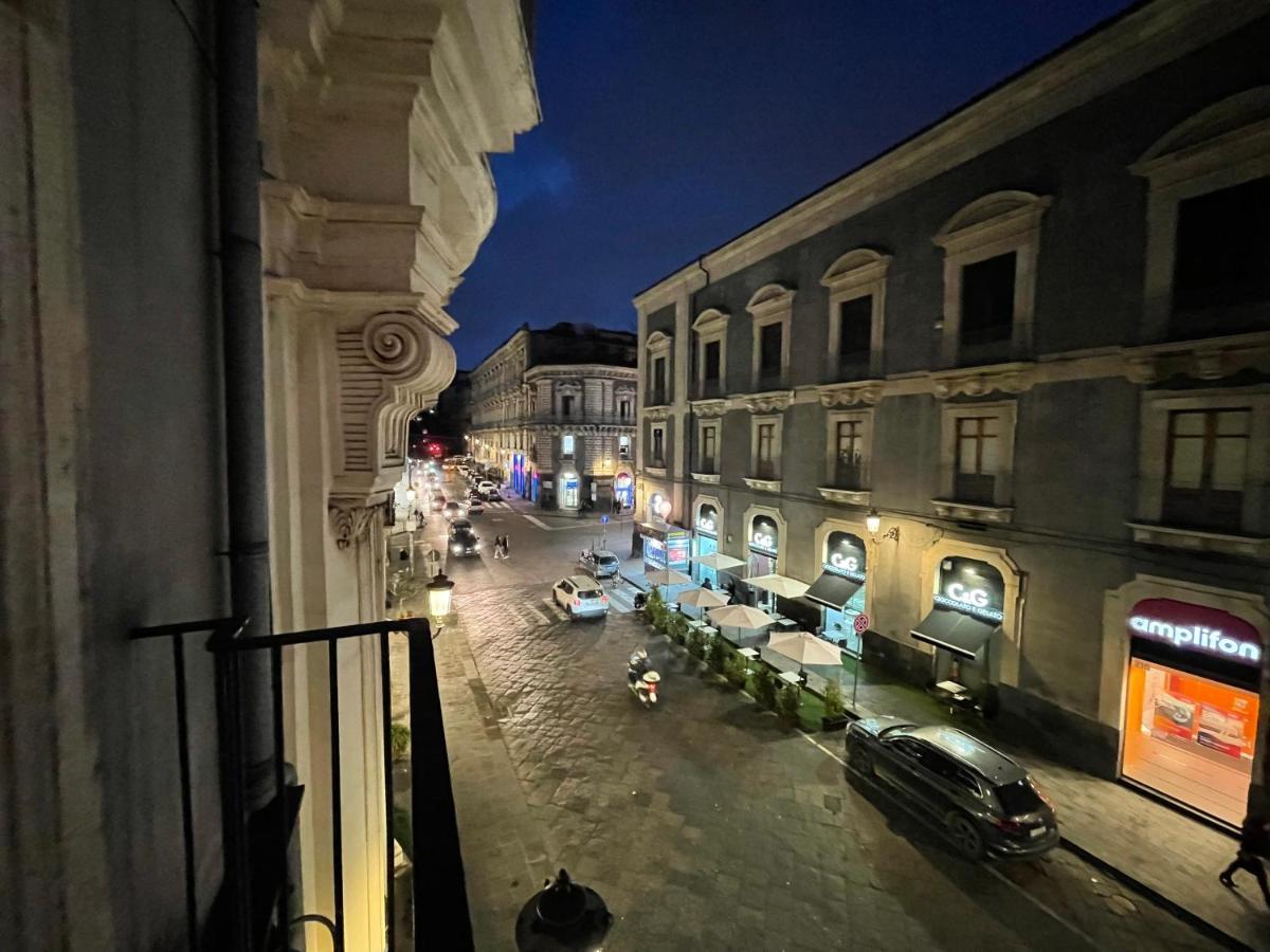 Casa Vacanze Il Duomo 卡塔尼亚 外观 照片